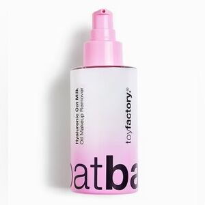 Oatbae Hyaluronic Oat Milk Oil Makeup Remover
